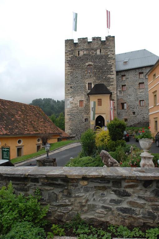 Burg Deutschlandsberg Hotel ภายนอก รูปภาพ